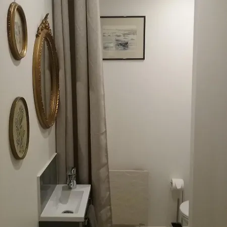 La Pepiniere Victoria - Canal & Pepiniere -50m2 Apartment